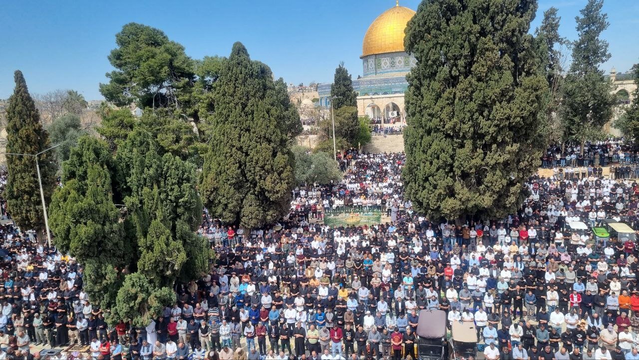 000 Jemaah Rayakan Idul Fitri Di Al-Aqsa