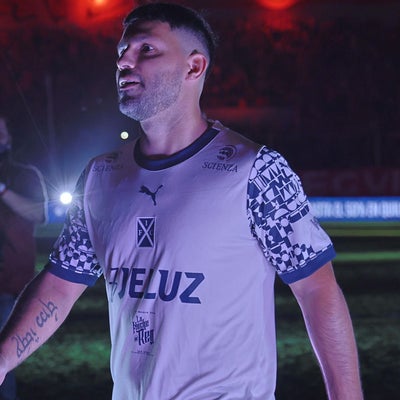 Agüero: Ayahku Di Luar Bisnisku, Begini Alasannya