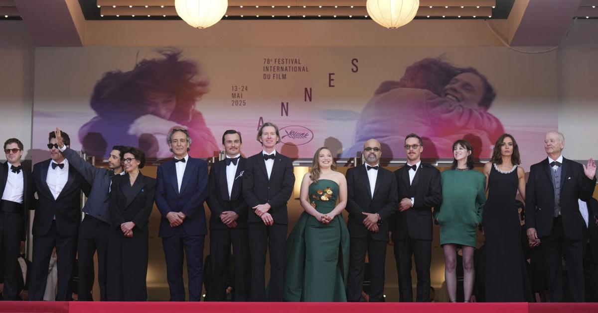 Cannes 2025:  Skema Fenisia Di Karpet Merah