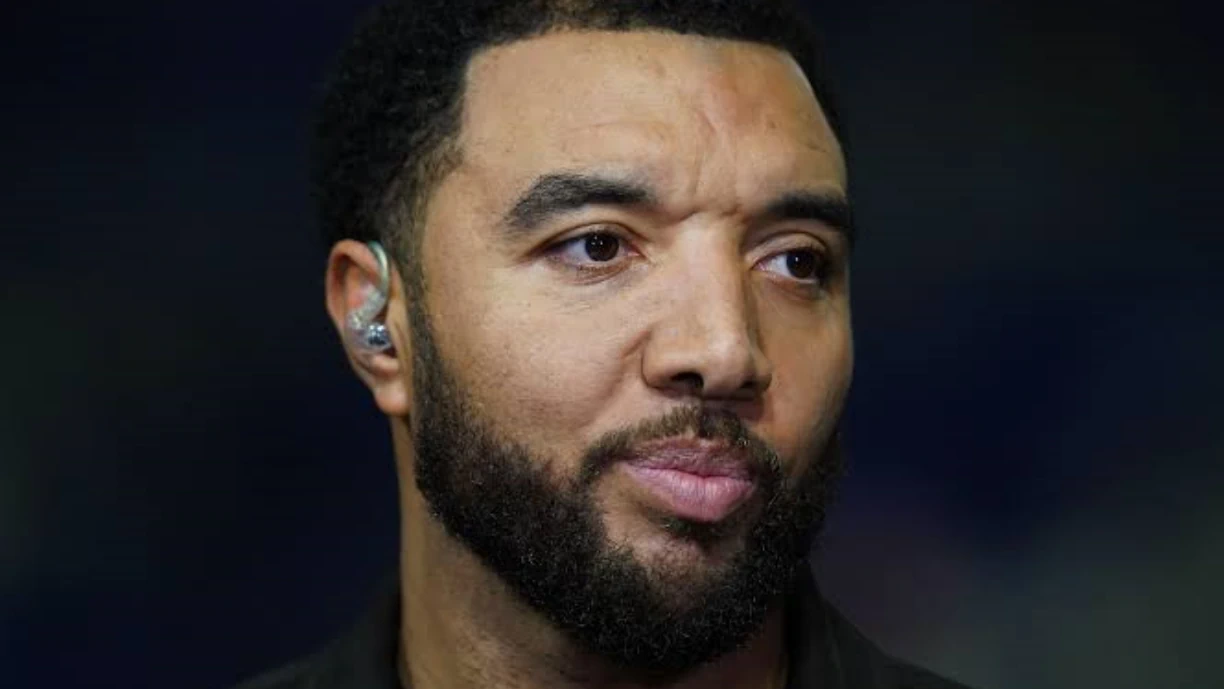 Deeney Kritik Bintang Sporting: Kontrak Gagal?
