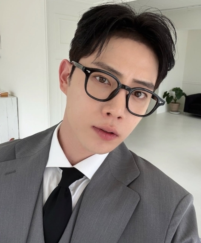 Duka Cita Keluarga Kim Jong-seok, Model Dashu Meninggal Dunia