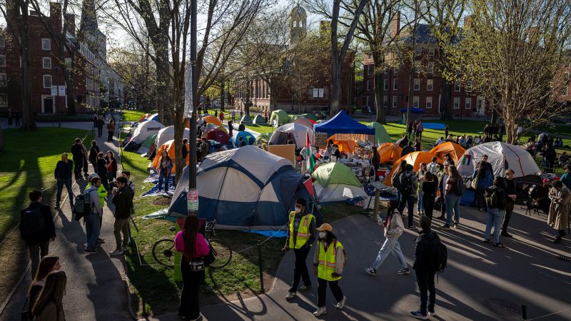 Harvard Tolak Perubahan, AS Bekukan Dana $2,2 Miliar