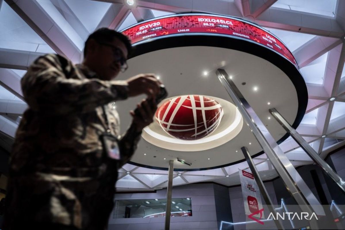 IHSG Menguat 19,59 Poin, Rabu Bergairah
