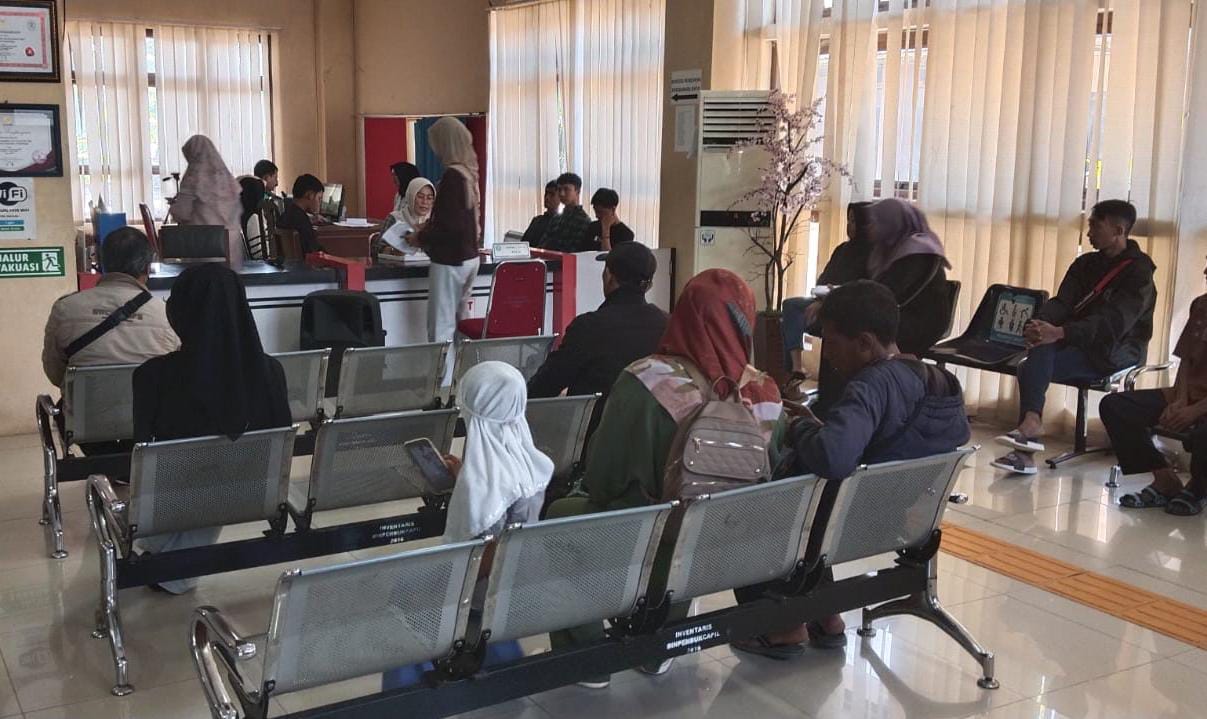 Layanan Adminduk Ramai Dikunjungi Saat Lebaran