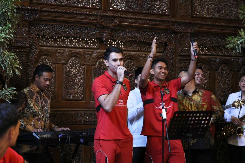 Nadeo & Marselino Nyanyi Lagu Favorit Prabowo