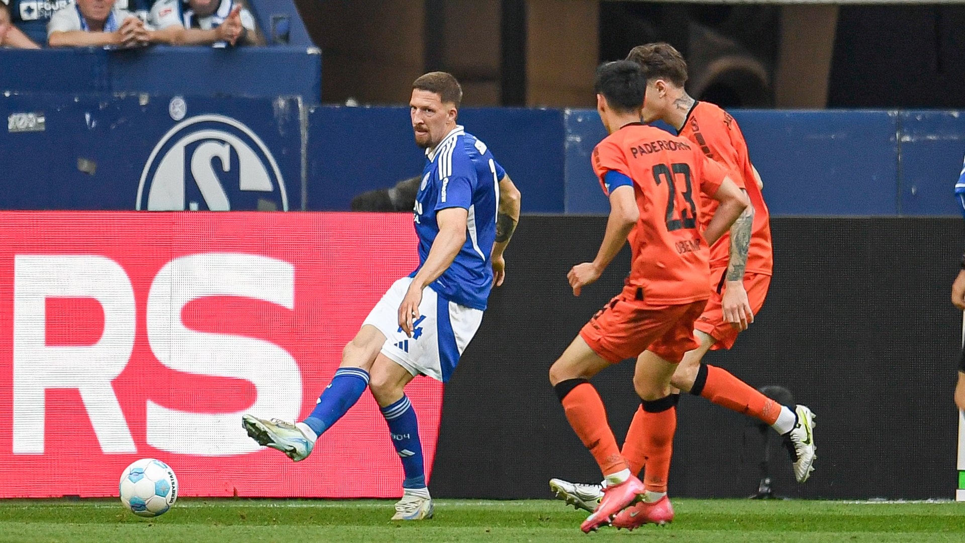 Paderborn Bungkam Schalke 04: 2-0