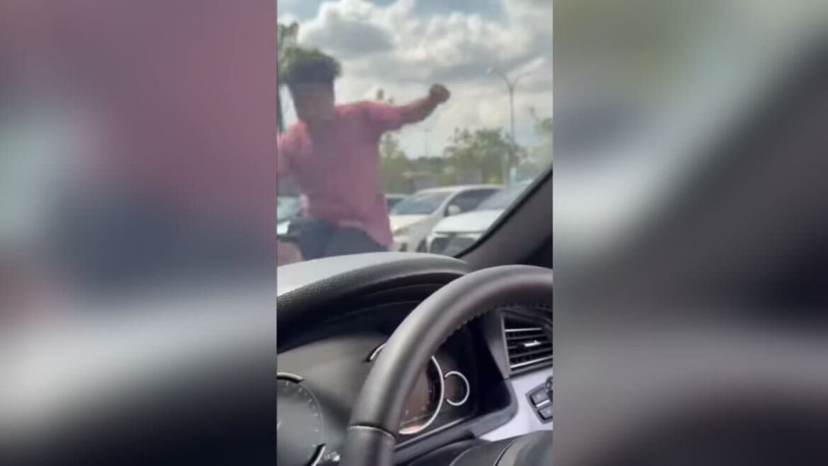 Sopir Singapura Ditangkap, Road Rage Johor Viral