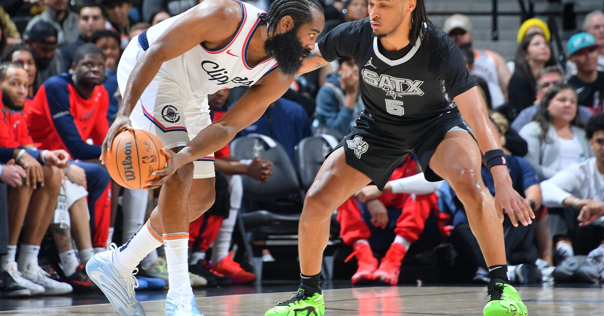 Spurs Vs Clippers: Sengitnya Duel Basket Malam Ini