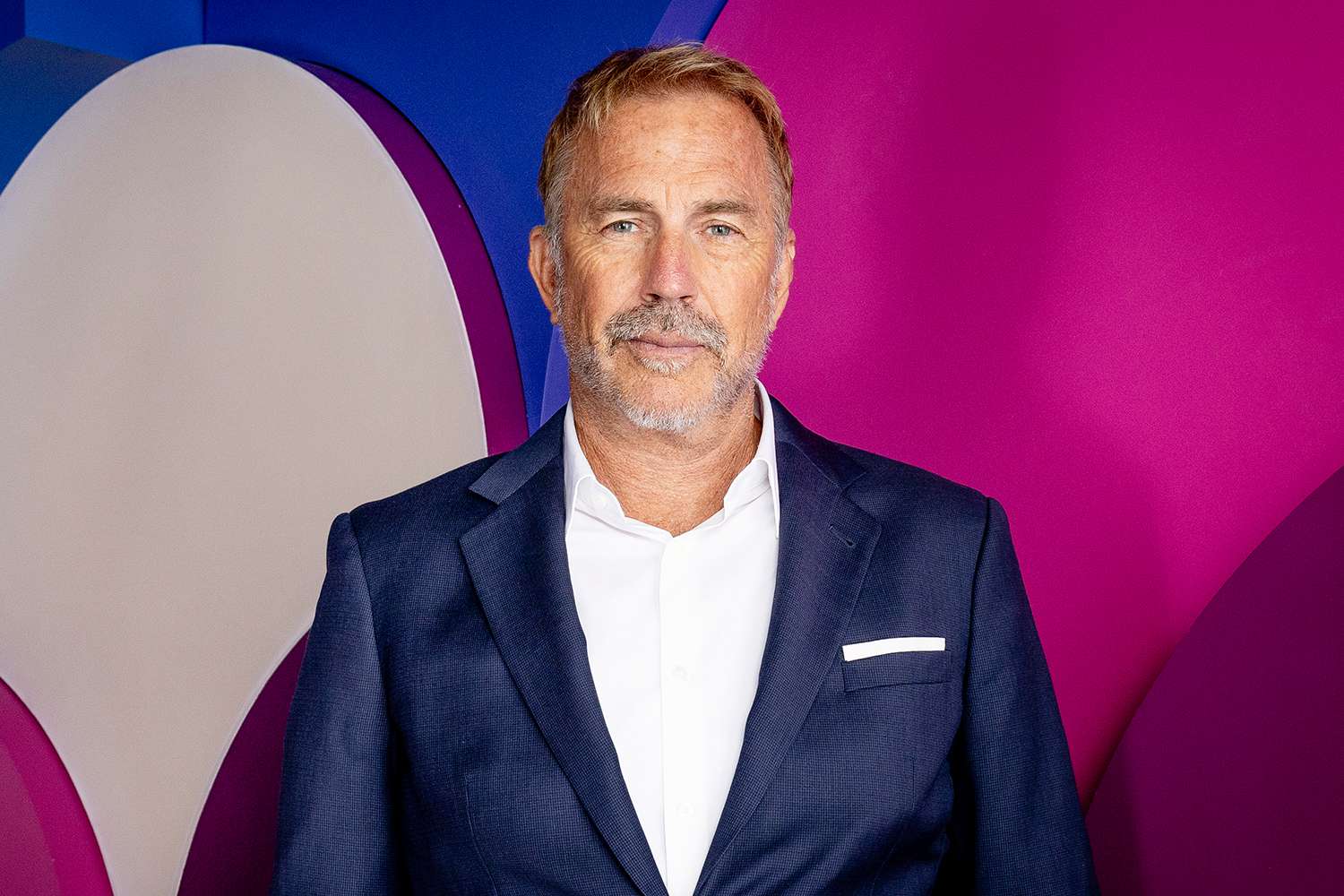 Stuntwoman Gugat Kevin Costner Pelecehan Seksual