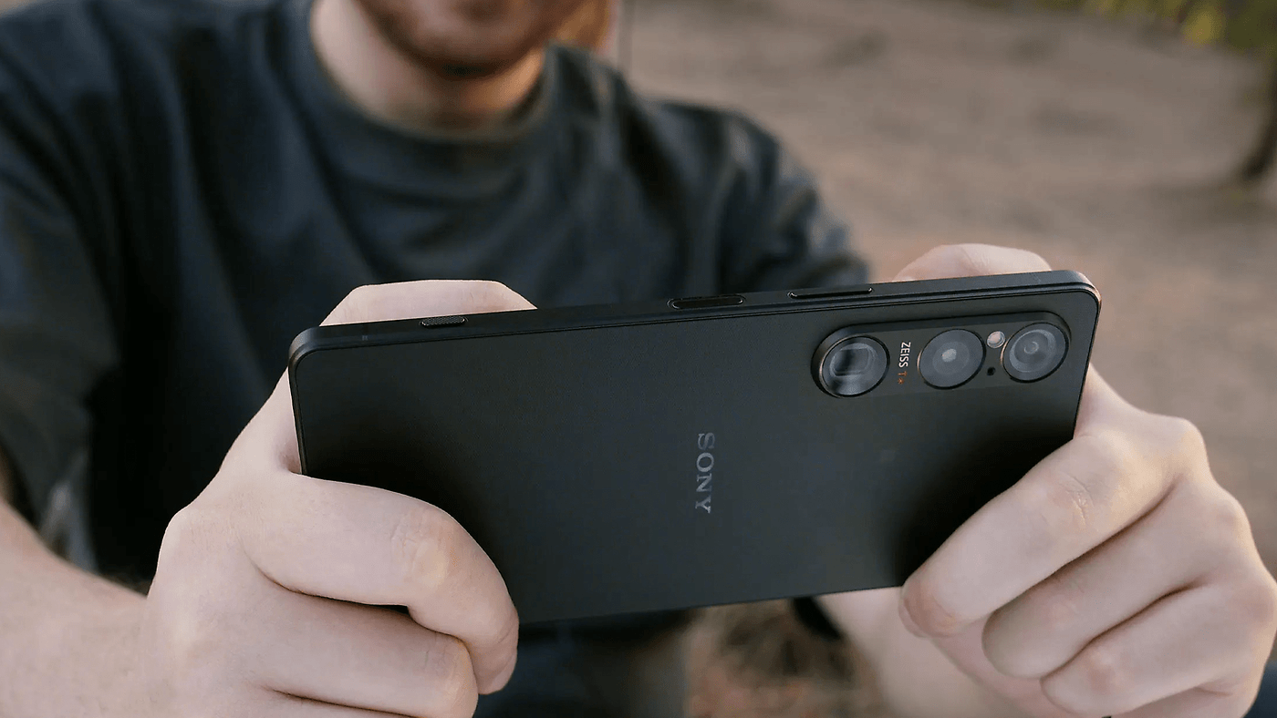 Xperia Terbaru: Tantang Kamera Samsung & Apple
